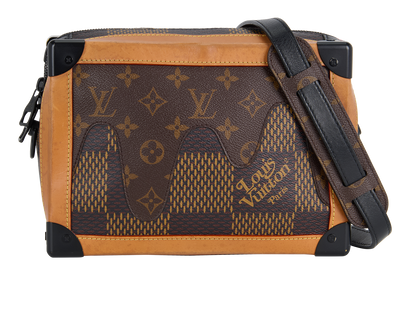 Nigo Soft Trunk, front view
